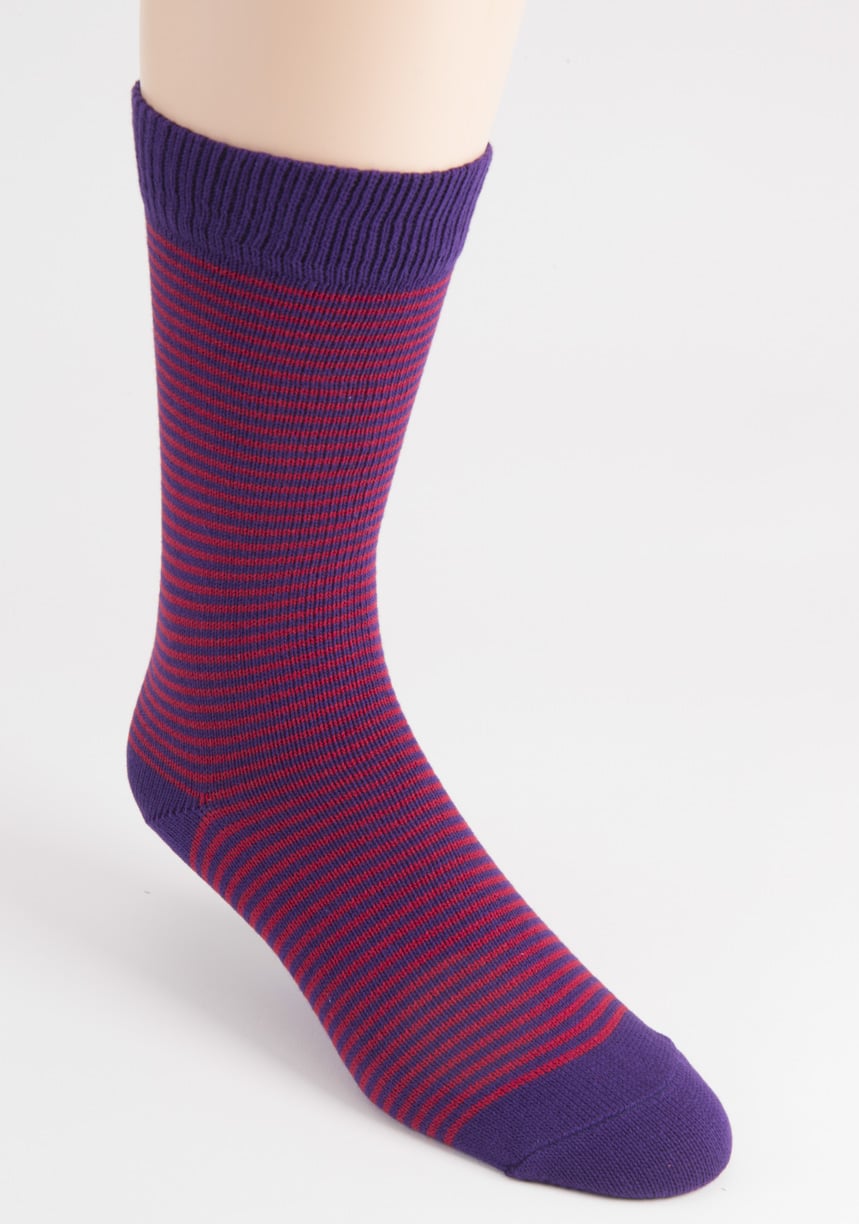 mens fine stripe cotton burgundy socks